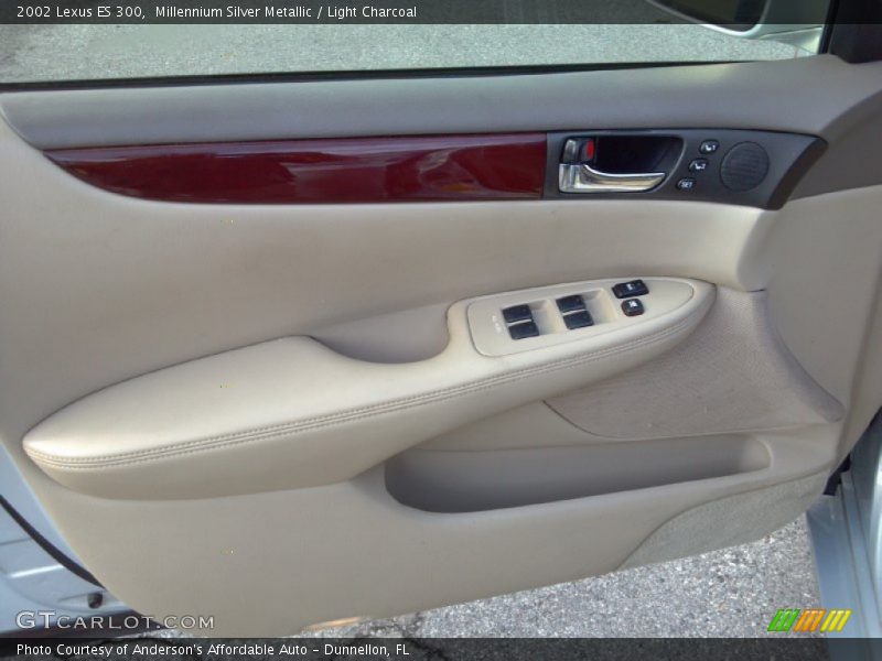 Millennium Silver Metallic / Light Charcoal 2002 Lexus ES 300