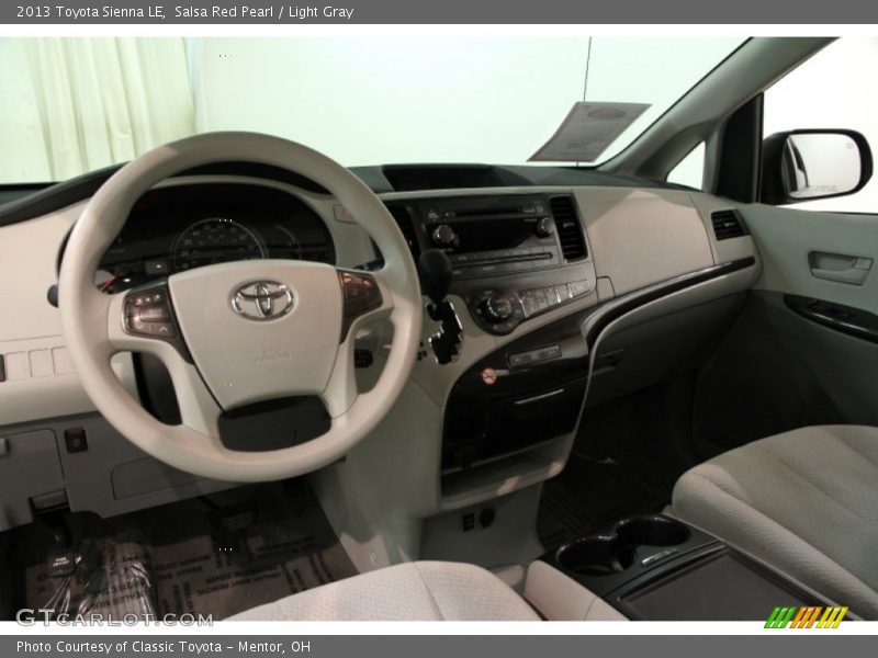 Salsa Red Pearl / Light Gray 2013 Toyota Sienna LE