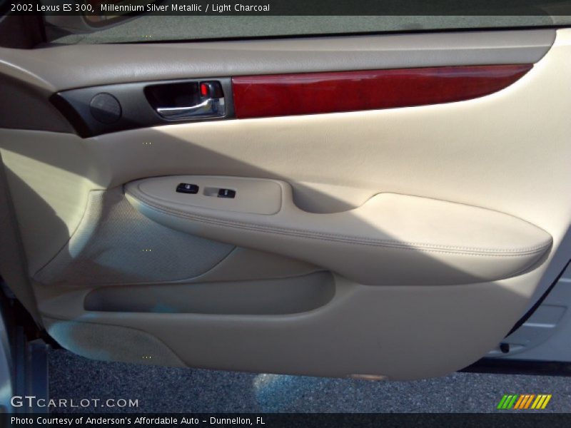 Millennium Silver Metallic / Light Charcoal 2002 Lexus ES 300