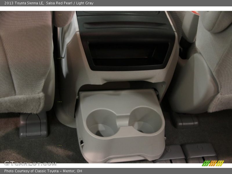 Salsa Red Pearl / Light Gray 2013 Toyota Sienna LE