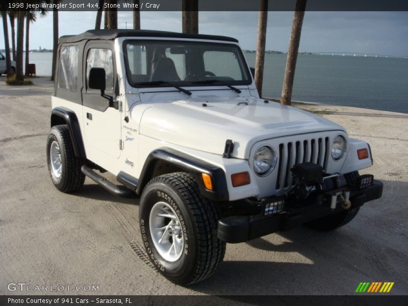 Stone White / Gray 1998 Jeep Wrangler Sport 4x4