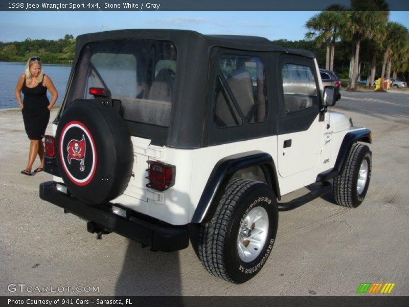 Stone White / Gray 1998 Jeep Wrangler Sport 4x4