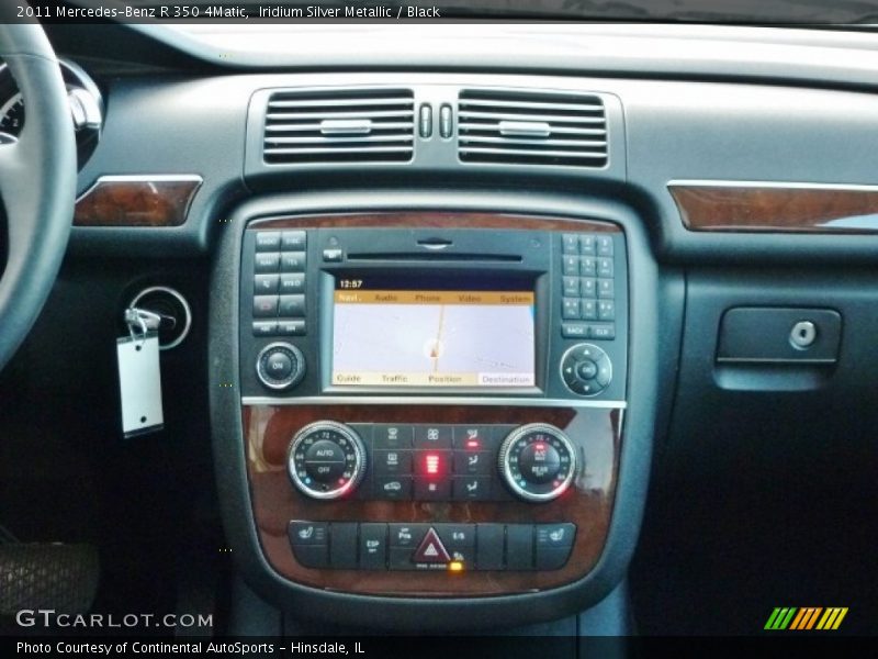 Iridium Silver Metallic / Black 2011 Mercedes-Benz R 350 4Matic