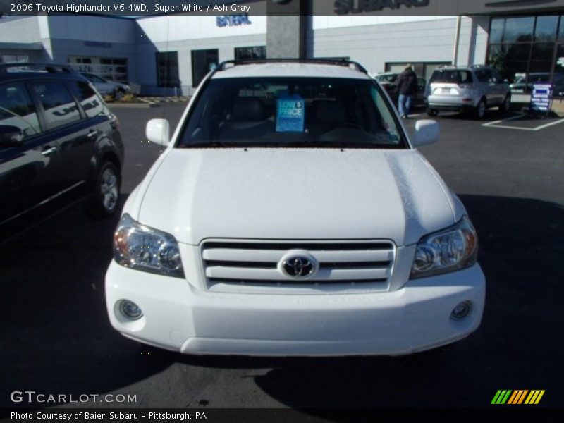 Super White / Ash Gray 2006 Toyota Highlander V6 4WD