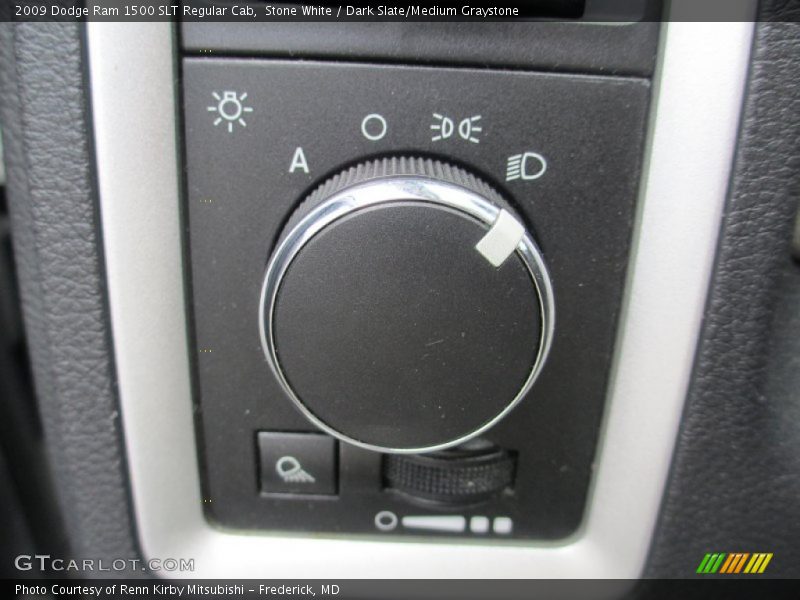 Stone White / Dark Slate/Medium Graystone 2009 Dodge Ram 1500 SLT Regular Cab
