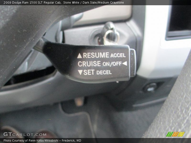 Stone White / Dark Slate/Medium Graystone 2009 Dodge Ram 1500 SLT Regular Cab