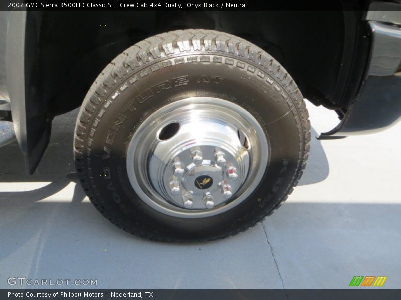 Onyx Black / Neutral 2007 GMC Sierra 3500HD Classic SLE Crew Cab 4x4 Dually