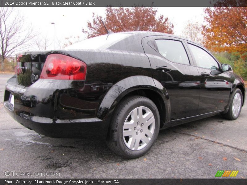 Black Clear Coat / Black 2014 Dodge Avenger SE