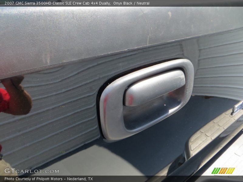 Onyx Black / Neutral 2007 GMC Sierra 3500HD Classic SLE Crew Cab 4x4 Dually