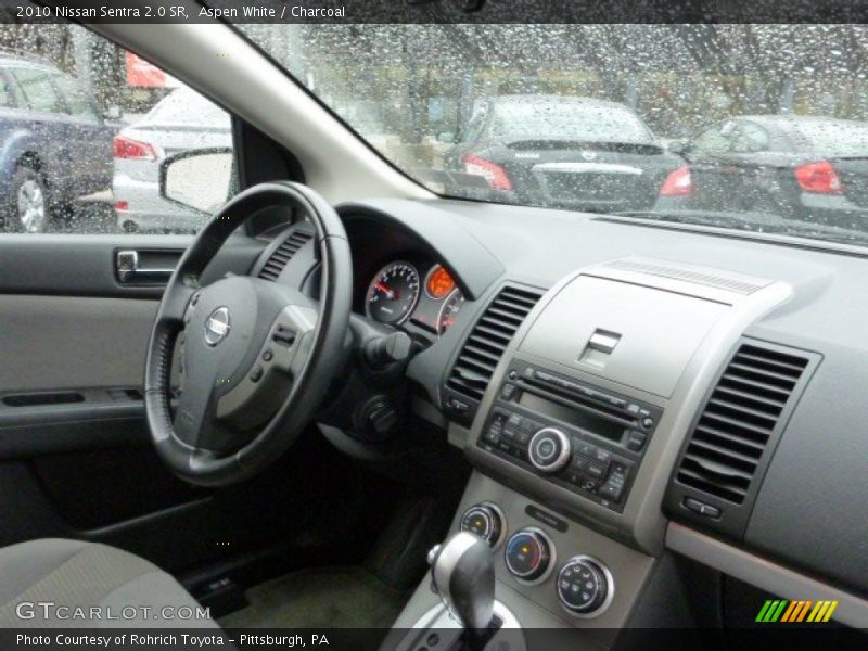 Aspen White / Charcoal 2010 Nissan Sentra 2.0 SR
