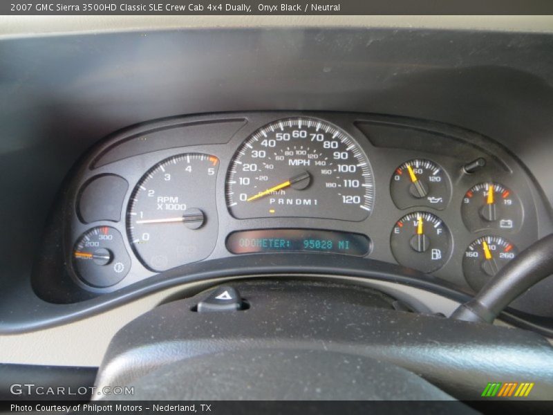 Onyx Black / Neutral 2007 GMC Sierra 3500HD Classic SLE Crew Cab 4x4 Dually