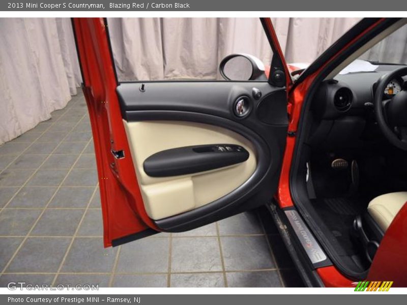Blazing Red / Carbon Black 2013 Mini Cooper S Countryman