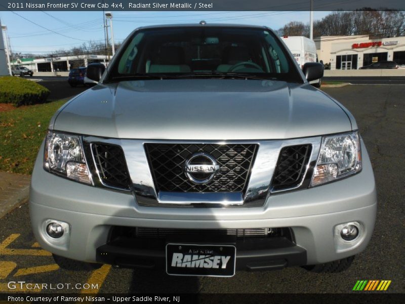 Radiant Silver Metallic / Steel 2011 Nissan Frontier SV Crew Cab 4x4