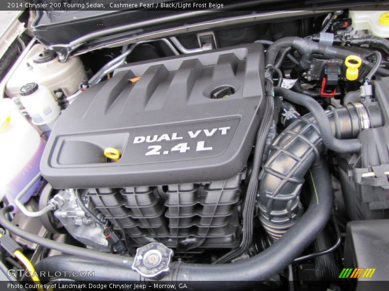 Cashmere Pearl / Black/Light Frost Beige 2014 Chrysler 200 Touring Sedan