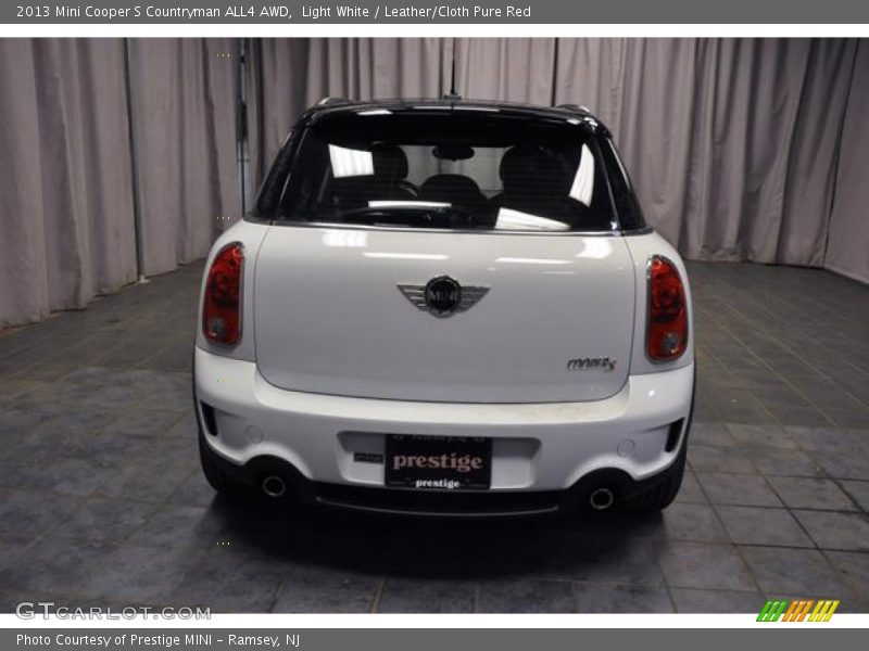 Light White / Leather/Cloth Pure Red 2013 Mini Cooper S Countryman ALL4 AWD