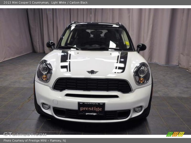 Light White / Carbon Black 2013 Mini Cooper S Countryman