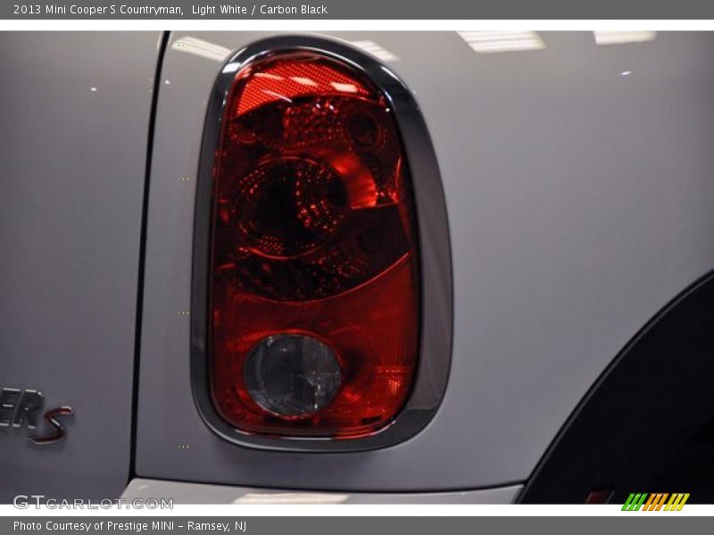 Light White / Carbon Black 2013 Mini Cooper S Countryman
