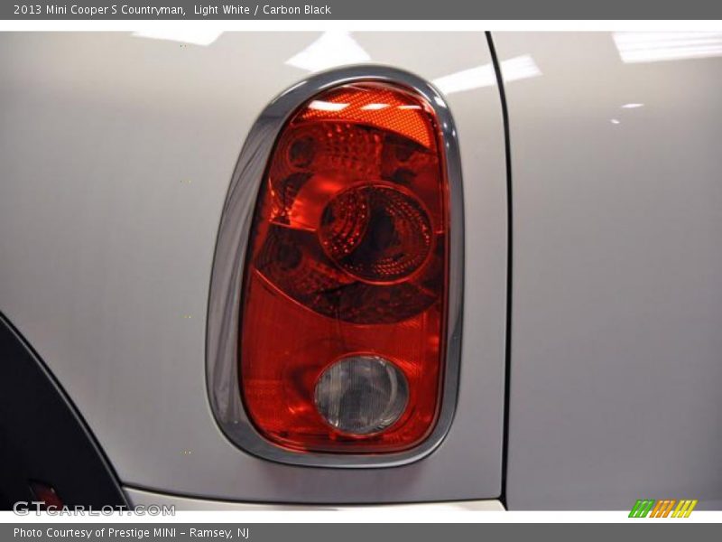 Light White / Carbon Black 2013 Mini Cooper S Countryman