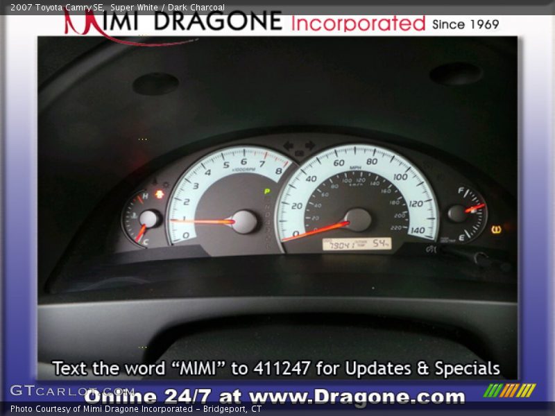 Super White / Dark Charcoal 2007 Toyota Camry SE