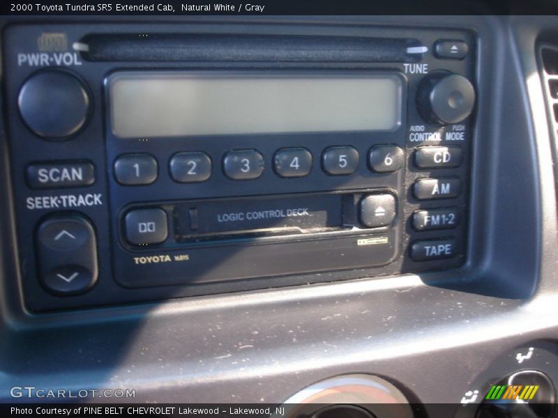 Natural White / Gray 2000 Toyota Tundra SR5 Extended Cab