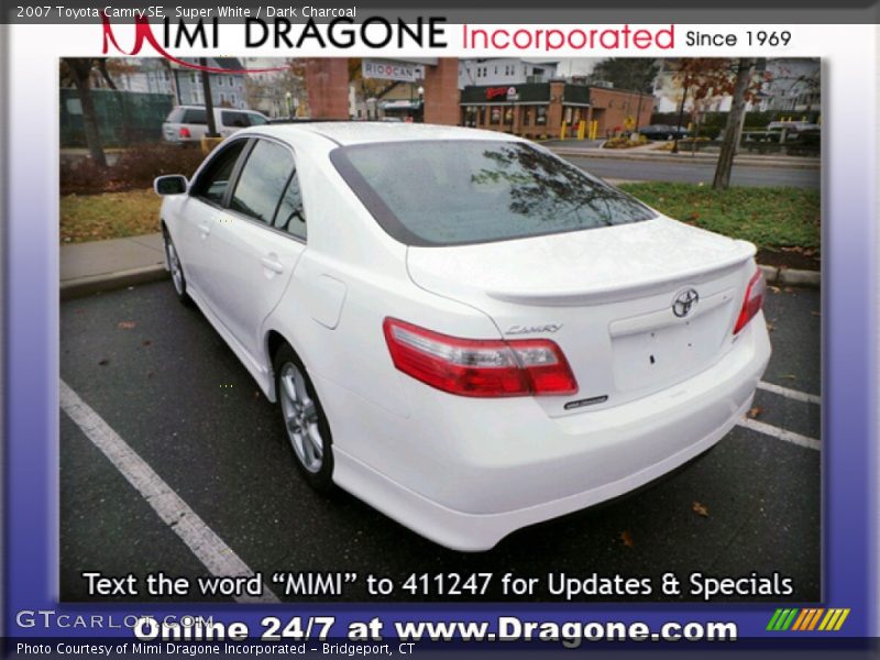 Super White / Dark Charcoal 2007 Toyota Camry SE