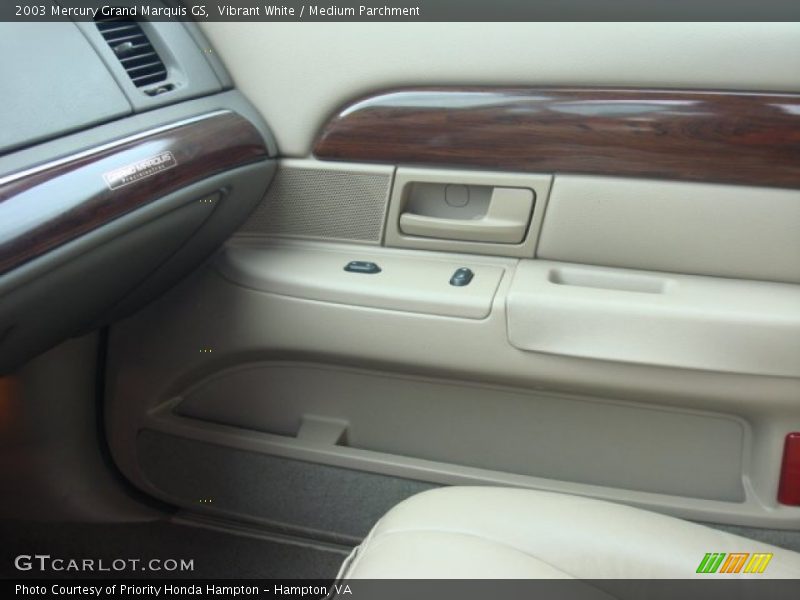 Vibrant White / Medium Parchment 2003 Mercury Grand Marquis GS
