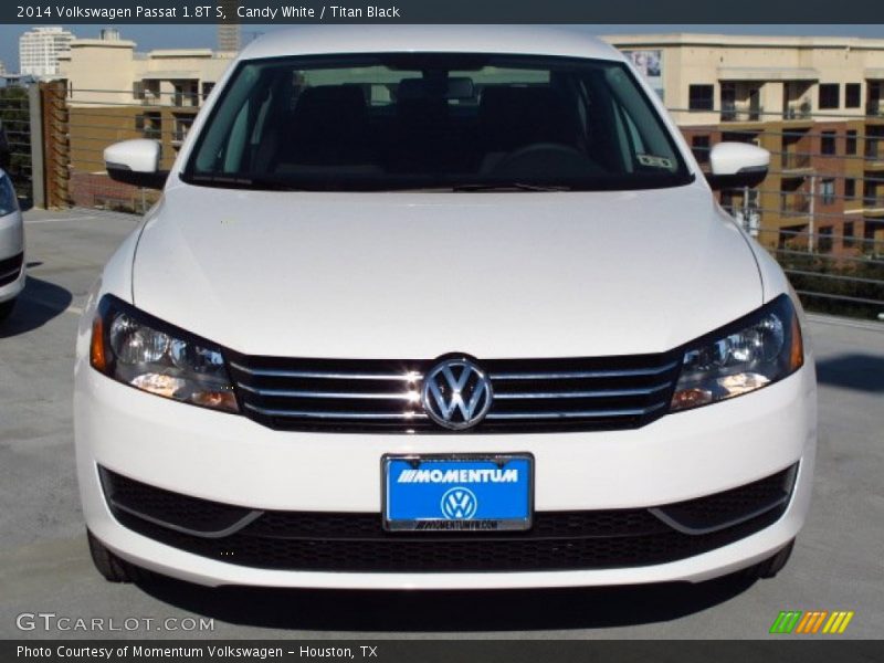Candy White / Titan Black 2014 Volkswagen Passat 1.8T S