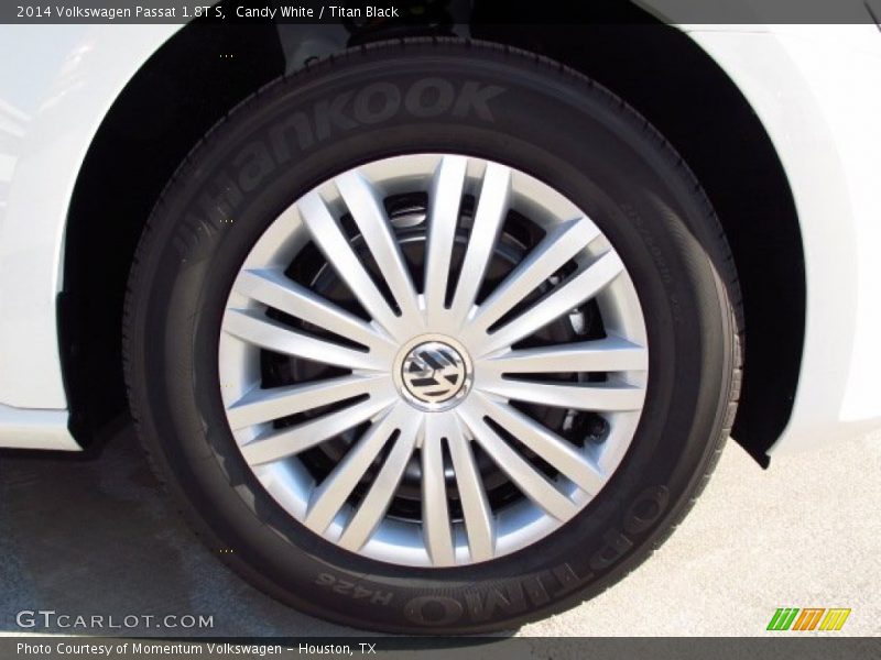Candy White / Titan Black 2014 Volkswagen Passat 1.8T S