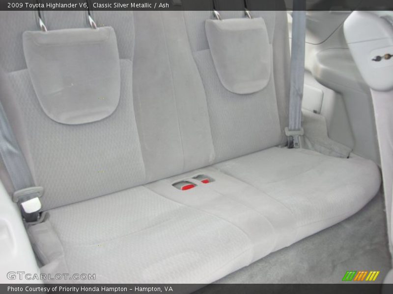 Classic Silver Metallic / Ash 2009 Toyota Highlander V6