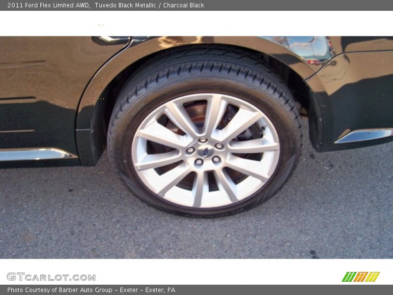 Tuxedo Black Metallic / Charcoal Black 2011 Ford Flex Limited AWD