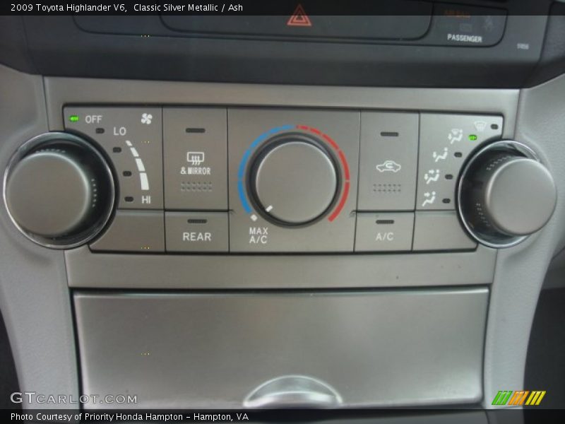 Classic Silver Metallic / Ash 2009 Toyota Highlander V6