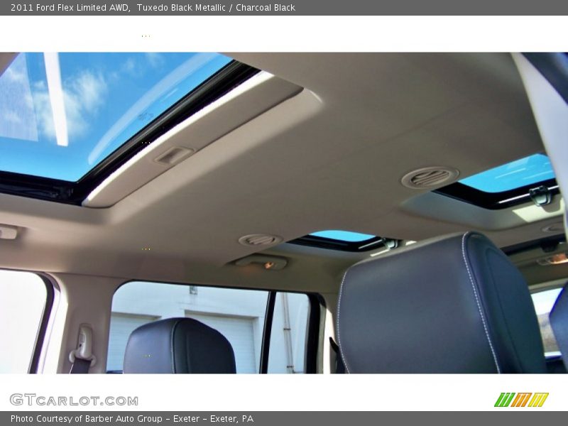 Tuxedo Black Metallic / Charcoal Black 2011 Ford Flex Limited AWD