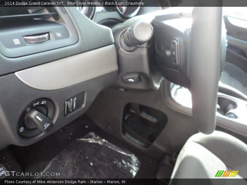 Billet Silver Metallic / Black/Light Graystone 2014 Dodge Grand Caravan SXT