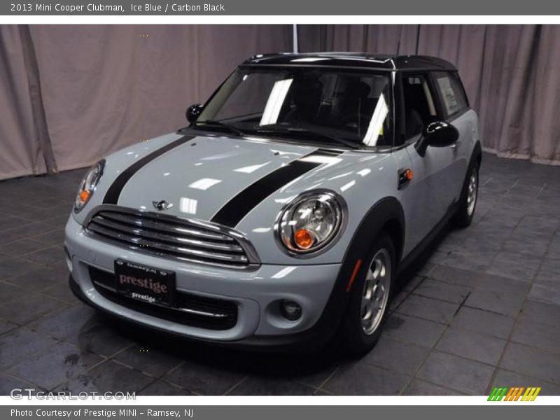 Ice Blue / Carbon Black 2013 Mini Cooper Clubman