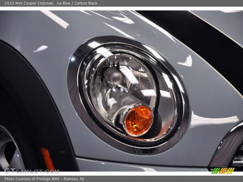 Ice Blue / Carbon Black 2013 Mini Cooper Clubman