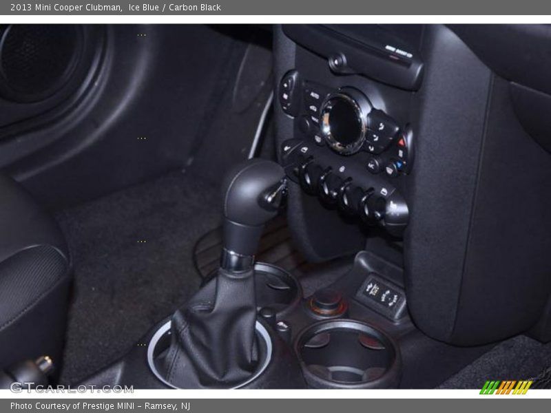 Ice Blue / Carbon Black 2013 Mini Cooper Clubman