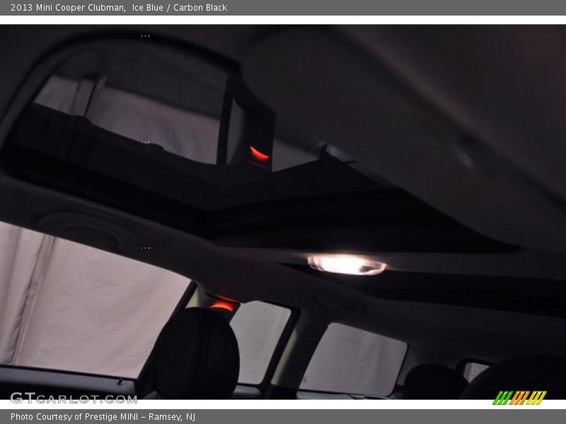 Ice Blue / Carbon Black 2013 Mini Cooper Clubman