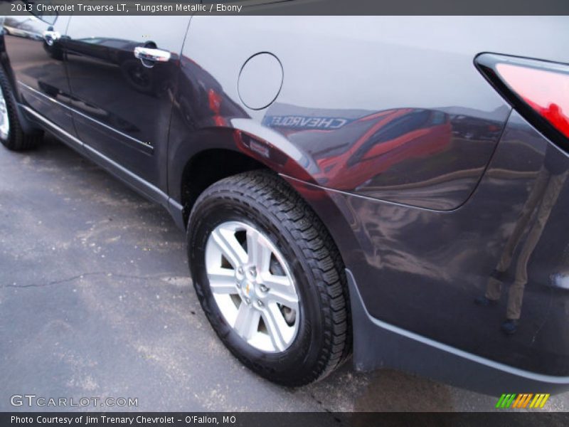 Tungsten Metallic / Ebony 2013 Chevrolet Traverse LT