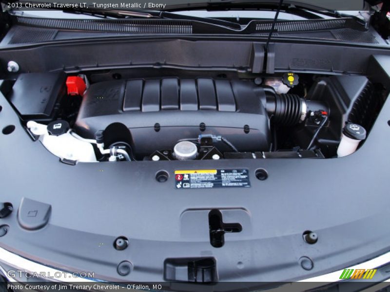 Tungsten Metallic / Ebony 2013 Chevrolet Traverse LT