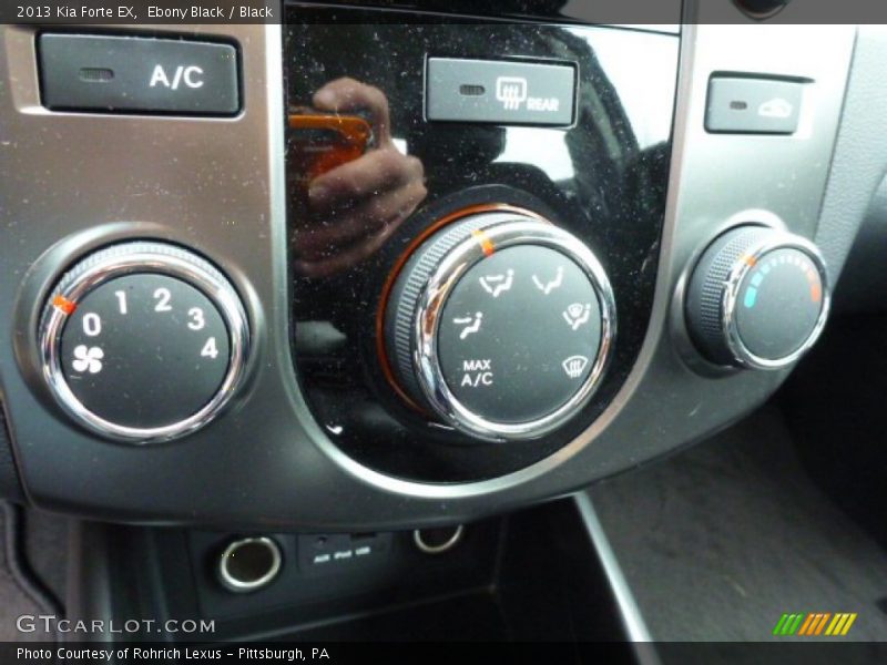 Ebony Black / Black 2013 Kia Forte EX