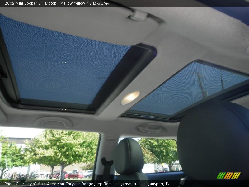 Mellow Yellow / Black/Grey 2009 Mini Cooper S Hardtop