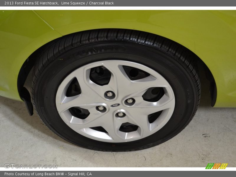 Lime Squeeze / Charcoal Black 2013 Ford Fiesta SE Hatchback