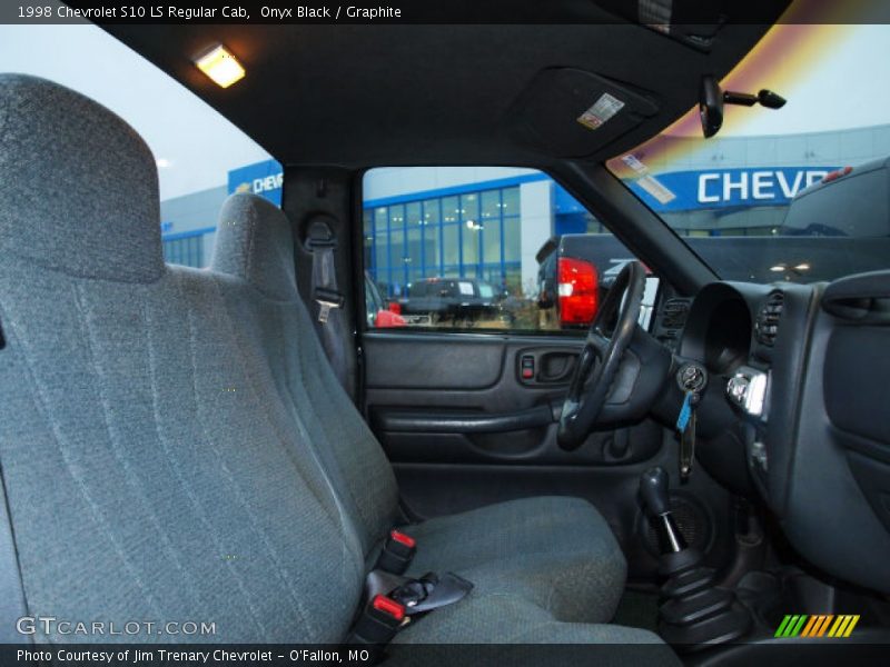 Onyx Black / Graphite 1998 Chevrolet S10 LS Regular Cab