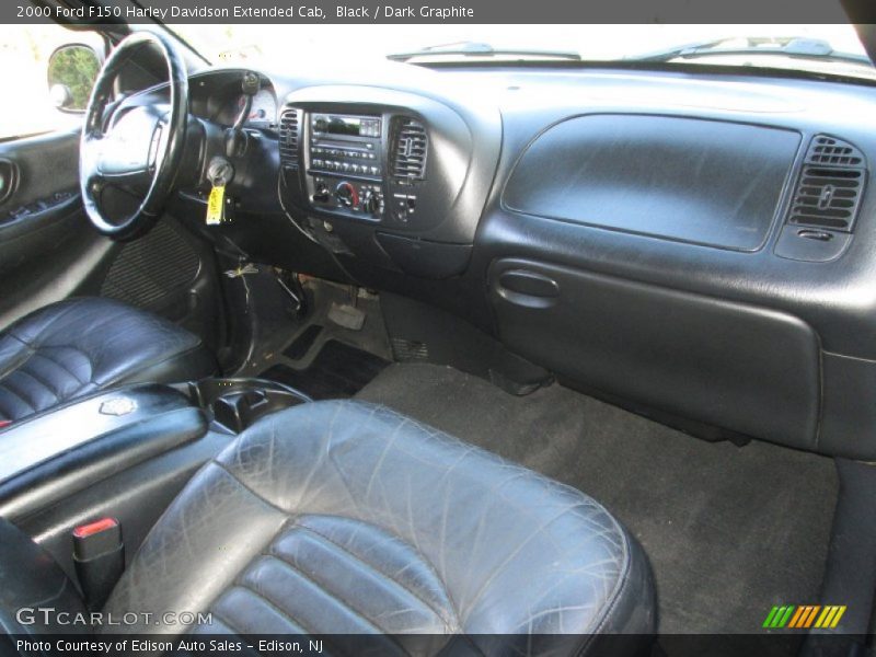 Dashboard of 2000 F150 Harley Davidson Extended Cab