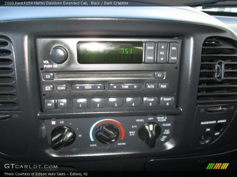 Controls of 2000 F150 Harley Davidson Extended Cab