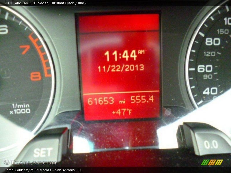 Brilliant Black / Black 2010 Audi A4 2.0T Sedan