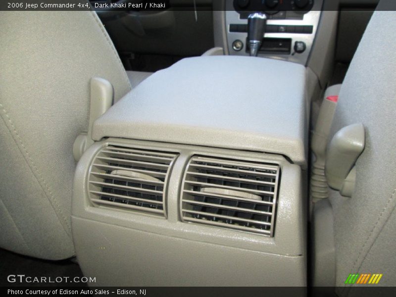 Dark Khaki Pearl / Khaki 2006 Jeep Commander 4x4
