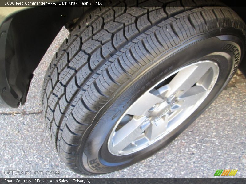 Dark Khaki Pearl / Khaki 2006 Jeep Commander 4x4