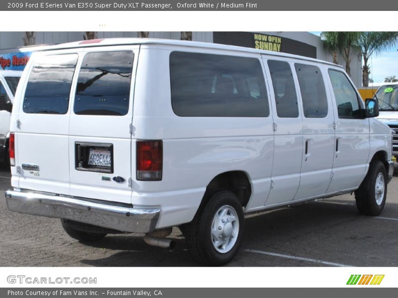 Oxford White / Medium Flint 2009 Ford E Series Van E350 Super Duty XLT Passenger