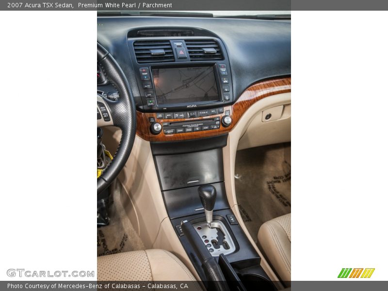 Controls of 2007 TSX Sedan
